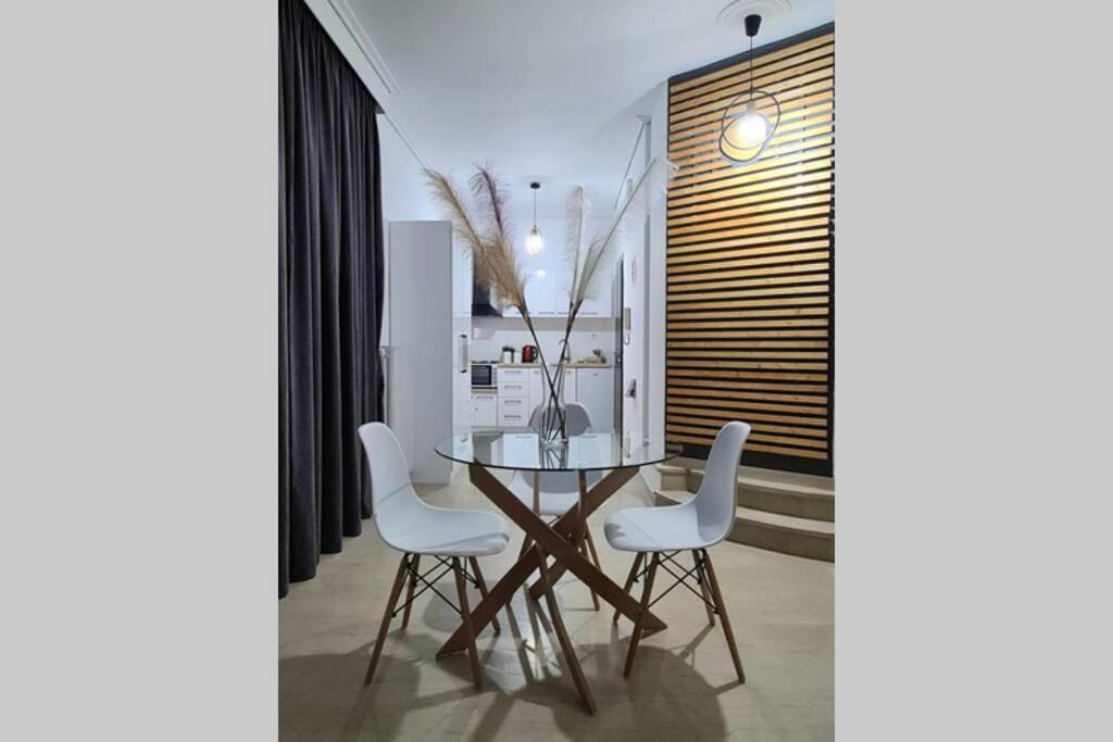 Apartment In The Heart Of The 4